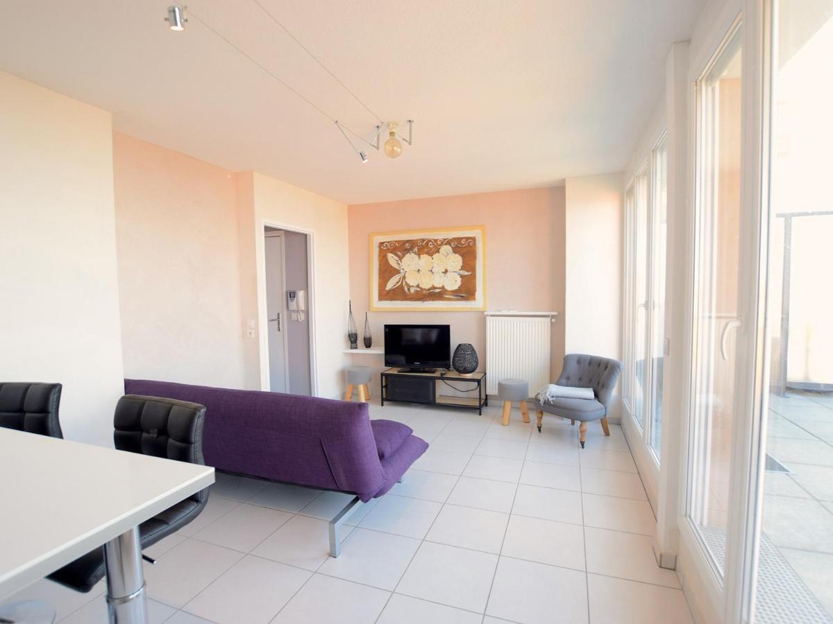 Spacieux Appartement Avec Terrasse, Animaux Admis Et Parking - Fr-1-498-69 Эвиан-ле-Бен Экстерьер фото